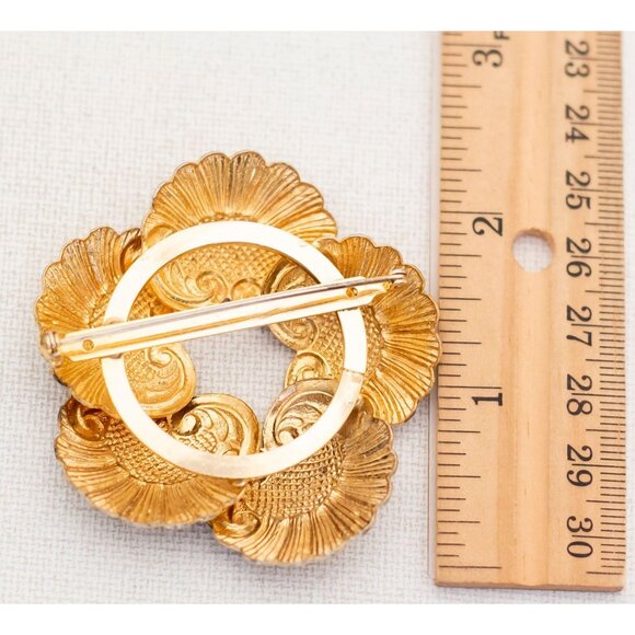 Vintage Intricate Bohemian Shells Gold Tone Brooch - A11 - Picture 2 of 2